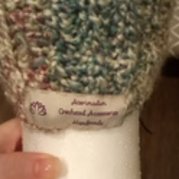 Hat - Picture 4 of 4